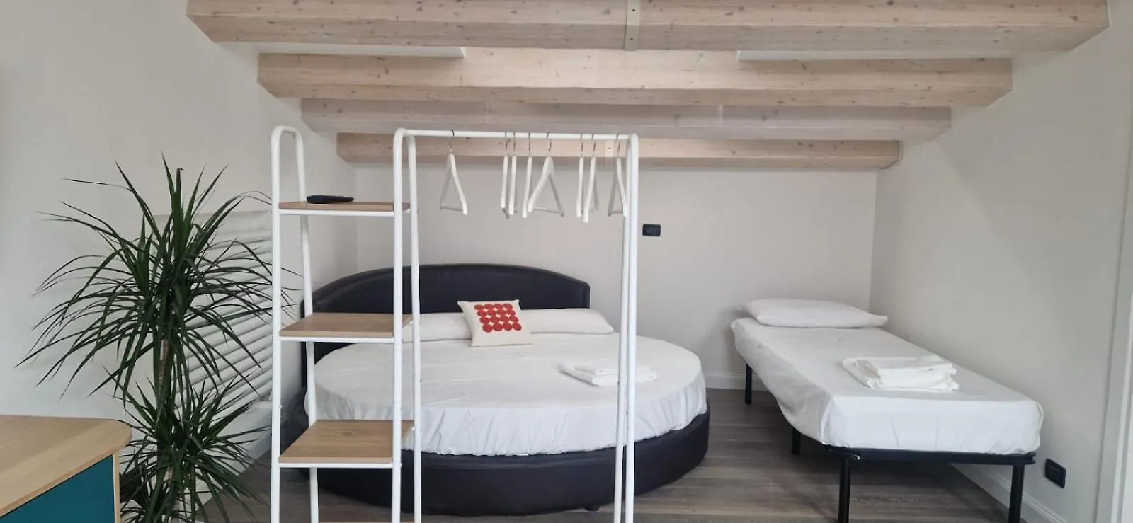 2 Sicilie Rooms And Suite In Centro Palermo 0*,  Italia